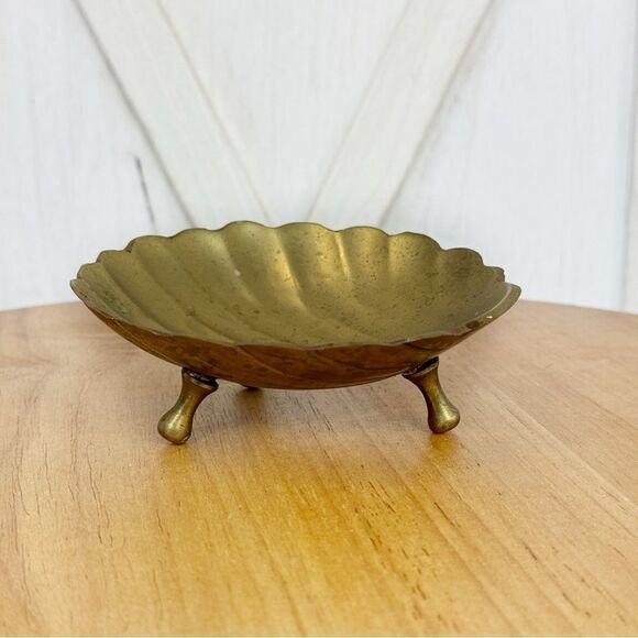 Vintage Brass Clam Shell Footed Trinket Dish Small - Picture 5 of 9